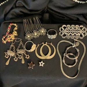 Lot of assorted jewelry